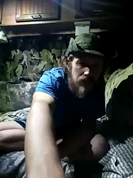 hothippie420 online show from November 2025 10:15:02 PM