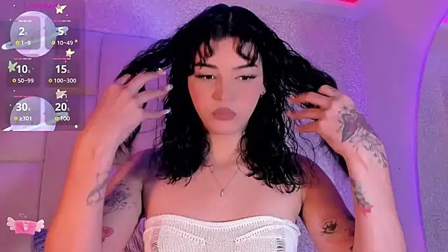 Summer walkerr online show from January 2025 12:31:02 PM