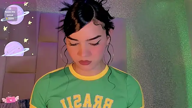 Summer walkerr online show from January 2025 12:39:01 PM