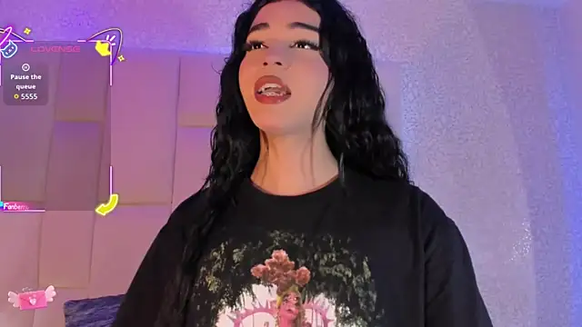 Summer walkerr online show from September 2025 12:48:01 PM