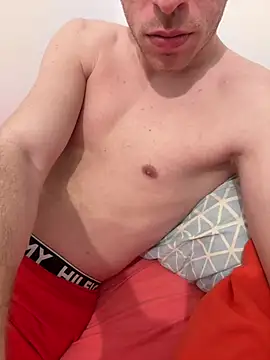 AvarageEuropeGuy online show from April 2026 06:38:01 AM