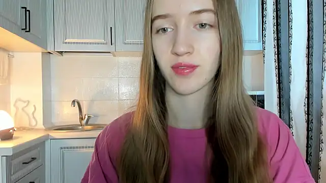 leslie my lovee online show from November 2025 11:32:02 AM