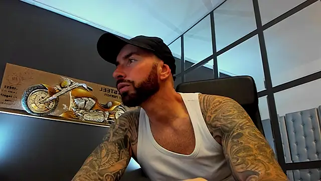 AronGrant online show from October 2025 09:07:01 AM