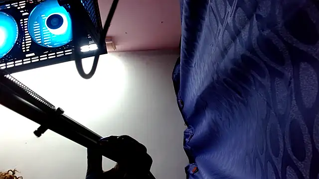 Snapshot of 420viol3ta_ chatting on March 2025 11:05:01 PM 420viol3ta online show from March 2025 11:05:01 PM