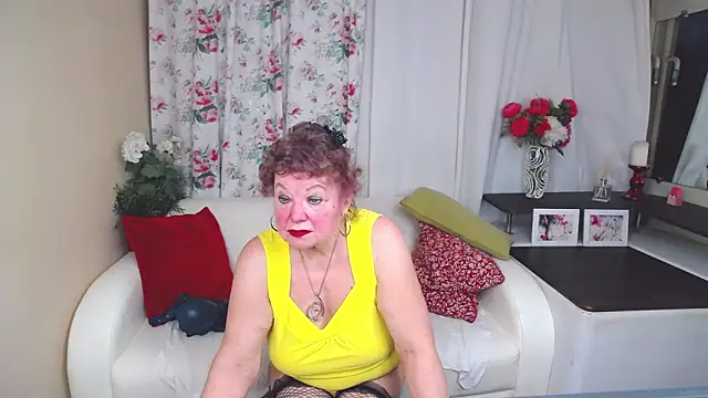Snapshot of YourHotGranny chatting on January 2025 12:35:01 PM YourHotGranny online show from January 2025 12:35:01 PM