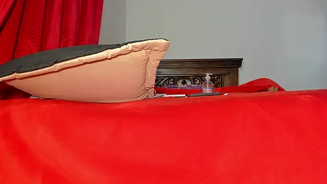 Karentatiana  online show from December 2024 01:42:01 AM