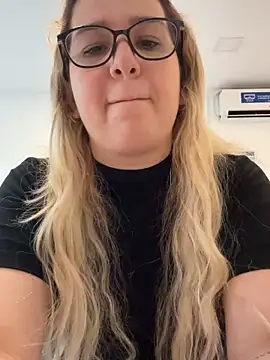 amooraaamoon online show from March 2025 08:42:02 PM