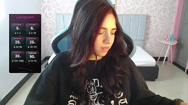 ninfa1 ch online show from December 2024 02:28:02 PM