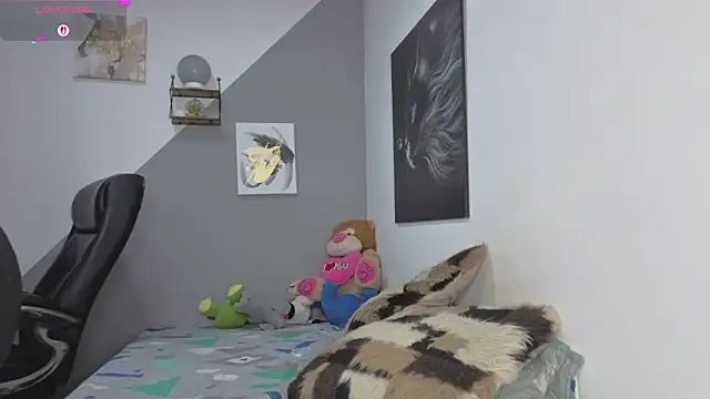 charlotte 002 online show from October 2025 02:56:01 AM