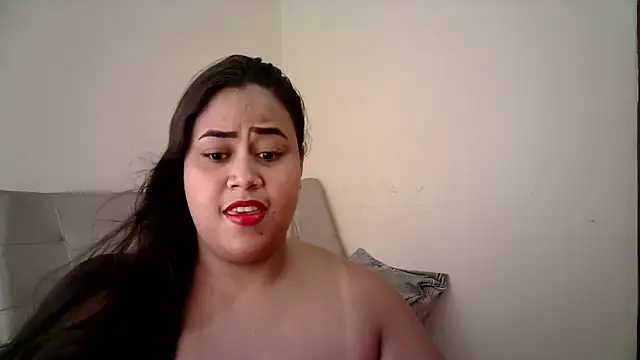 Snapshot of abril_sexy04 chatting on June 2026 02:08:02 PM abril sexy04 online show from June 2026 02:08:02 PM