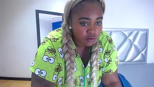 exotic karmella online show from November 2025 08:31:01 PM