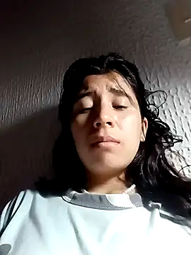 Snapshot of Yeimy_sweetf chatting on January 2025 03:18:02 AM Yeimy sweetf online show from January 2025 03:18:02 AM