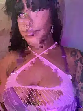 Snapshot of rayemillian chatting on April 2026 07:58:02 PM rayemillian online show from April 2026 07:58:02 PM