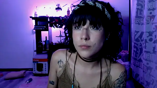 Snapshot of Hellen_dumont chatting on February 2026 12:15:02 AM Hellen dumont online show from February 2026 12:15:02 AM