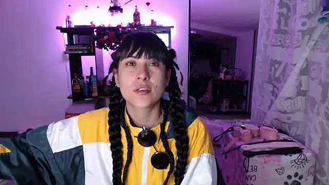 Snapshot of Hellen_dumont chatting on February 2026 12:37:02 AM Hellen dumont online show from February 2026 12:37:02 AM