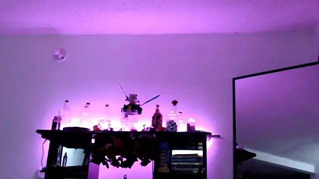 Snapshot of Hellen_dumont chatting on February 2026 11:45:01 PM Hellen dumont online show from February 2026 11:45:01 PM