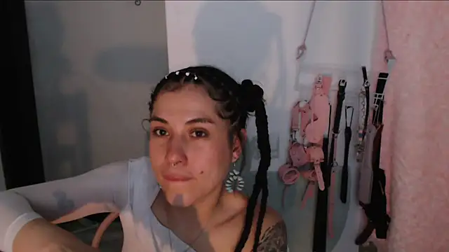 Snapshot of Hellen_dumont chatting on March 2026 01:51:01 AM Hellen dumont online show from March 2026 01:51:01 AM