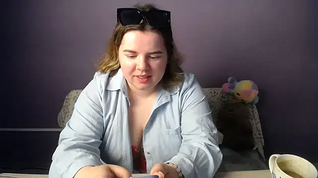 so shy online show from June 2026 06:52:02 AM