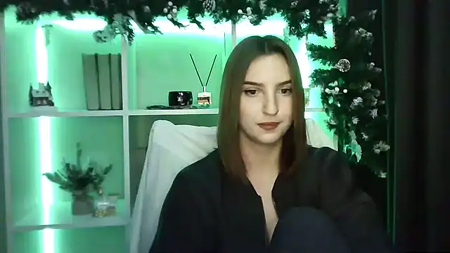 Snapshot of X_Alisa chatting on December 2024 07:33:01 PM X Alisa online show from December 2024 07:33:01 PM