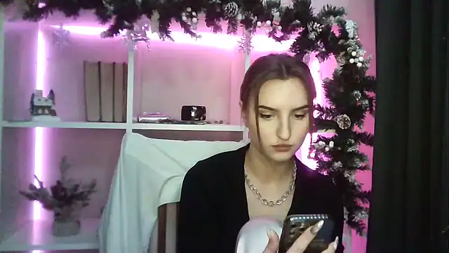 Snapshot of X_Alisa chatting on December 2024 07:49:02 PM X Alisa online show from December 2024 07:49:02 PM