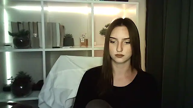 Snapshot of X_Alisa chatting on September 2025 06:29:02 PM X Alisa online show from September 2025 06:29:02 PM