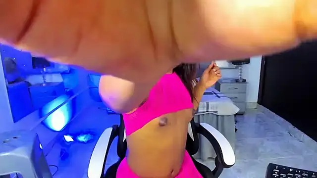 Orianadollx online show from February 2025 11:40:02 AM