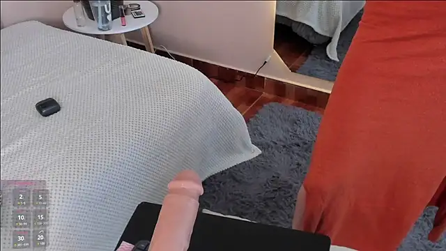 angieebaezz online show from December 2024 01:44:01 PM