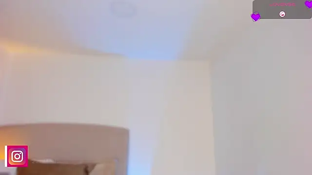 Ammy xx online show from October 2025 07:35:02 PM