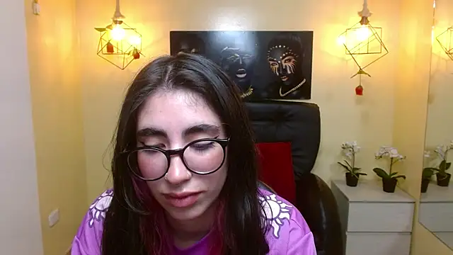 Snapshot of LenaRoses chatting on February 2025 09:25:02 PM LenaRoses online show from February 2025 09:25:02 PM