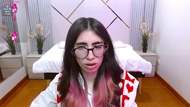 Snapshot of LenaRoses chatting on November 2025 12:49:02 PM LenaRoses online show from November 2025 12:49:02 PM