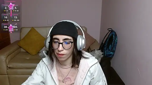 LenaRoses online show from April 2026 02:04:02 PM