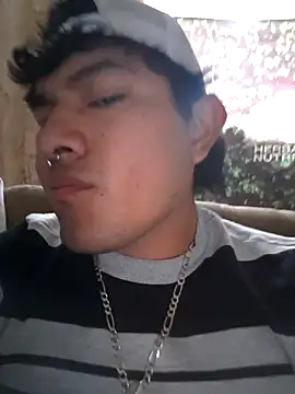 Snapshot of GusssHOT chatting on April 2026 02:36:02 PM GusssHOT online show from April 2026 02:36:02 PM