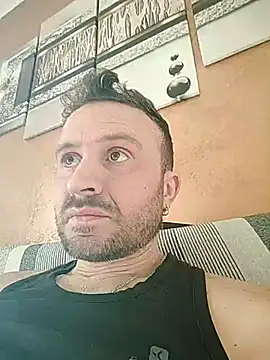 Snapshot of gilera250s chatting on March 2025 04:43:02 PM gilera250s online show from March 2025 04:43:02 PM