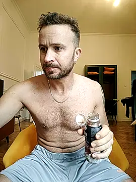 Snapshot of gilera250s chatting on September 2025 09:14:01 AM gilera250s online show from September 2025 09:14:01 AM