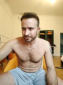 Snapshot of gilera250s chatting on October 2025 01:31:01 PM gilera250s online show from October 2025 01:31:01 PM