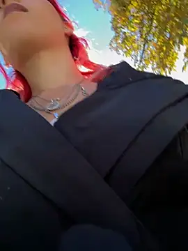 RiriRoseey online show from October 2025 07:54:01 AM