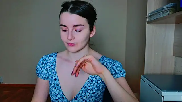 Miss Arwen online show from February 2025 05:54:01 PM