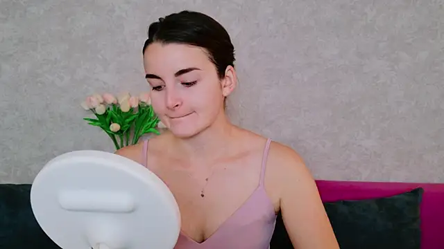 Miss Arwen online show from September 2025 03:51:01 AM