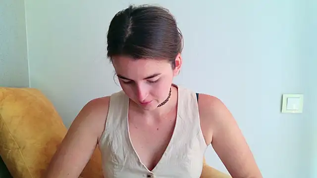 Miss Arwen online show from July 2026 09:05:01 AM