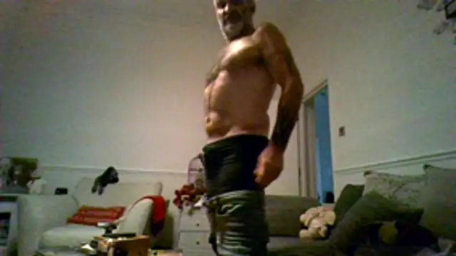 Shyboy817 online show from December 2025 06:39:01 PM