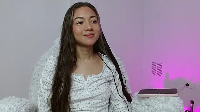 hantonella  online show from November 2025 12:37:01 PM