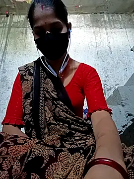 Snapshot of Anushka_Ji chatting on February 2025 07:00:02 AM Anushka Ji online show from February 2025 07:00:02 AM