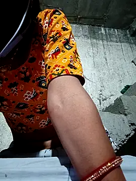 Snapshot of Anushka_Ji chatting on March 2025 04:39:02 PM Anushka Ji online show from March 2025 04:39:02 PM