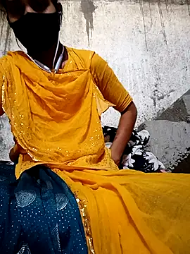 Snapshot of Anushka_Ji chatting on March 2025 03:34:01 AM Anushka Ji online show from March 2025 03:34:01 AM