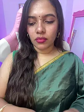 Snapshot of krishaa_ chatting on April 2026 05:32:02 PM krishaa online show from April 2026 05:32:02 PM