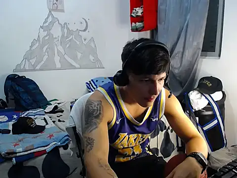 Snapshot of Pharaon_71 chatting on February 2026 01:33:01 AM Pharaon 71 online show from February 2026 01:33:01 AM