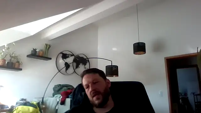 Snapshot of BennyLommy chatting on March 2026 02:43:01 PM BennyLommy online show from March 2026 02:43:01 PM