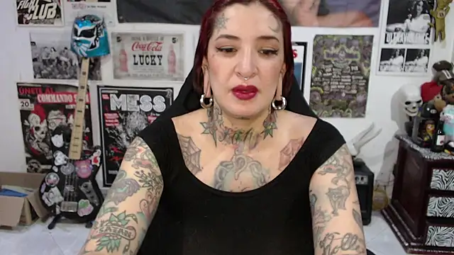 Snapshot of Rollyderolandia666 chatting on July 2026 10:30:02 PM Rollyderolandia666 online show from July 2026 10:30:02 PM