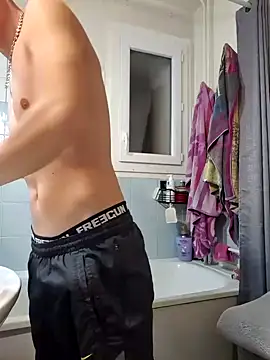 Snapshot of Sportif7413 chatting on January 2025 05:45:01 PM Sportif7413 online show from January 2025 05:45:01 PM