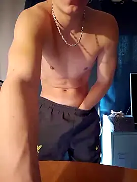 Snapshot of Sportif7413 chatting on January 2025 01:39:01 PM Sportif7413 online show from January 2025 01:39:01 PM